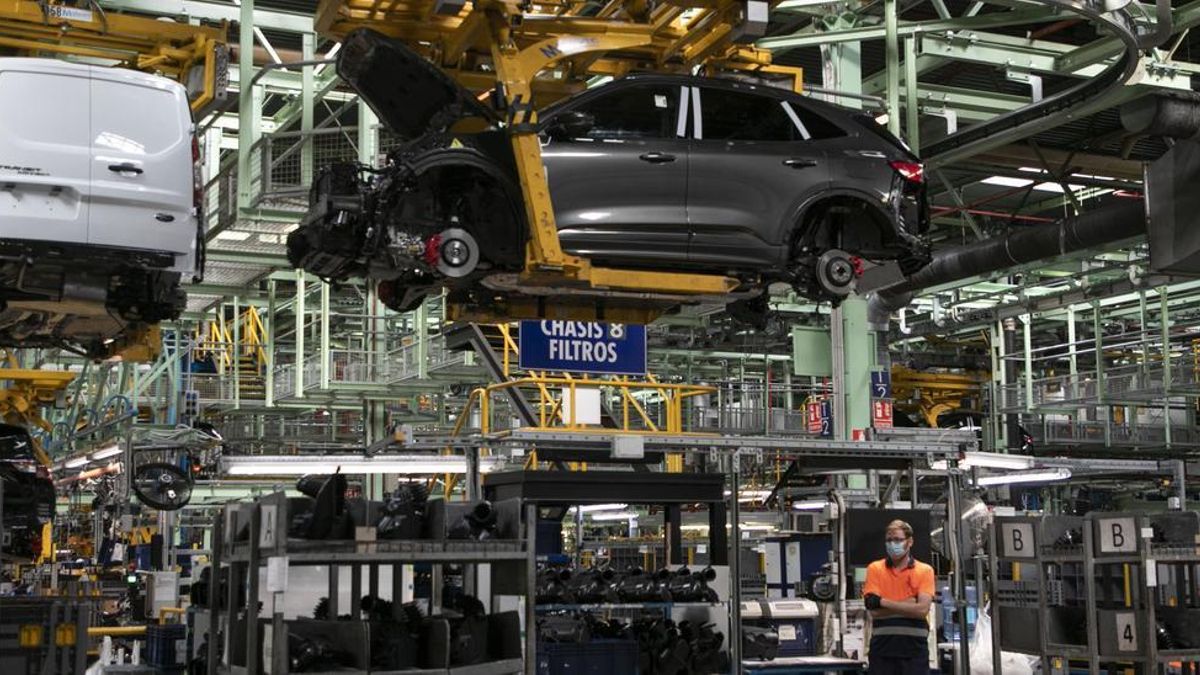 Líneas de fabricación de vehículos en Ford Almussafes.