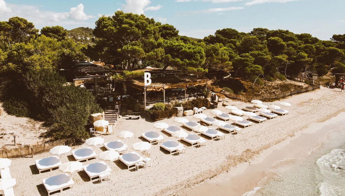 Beso Beach Ibiza está en ses Salines, la playa de moda más conocida y concurrida de Ibiza. | FOTOS: BESO BEACH