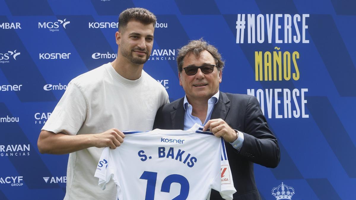Bakis, junto a Sanllehí, el día de su presentación como zaragocista