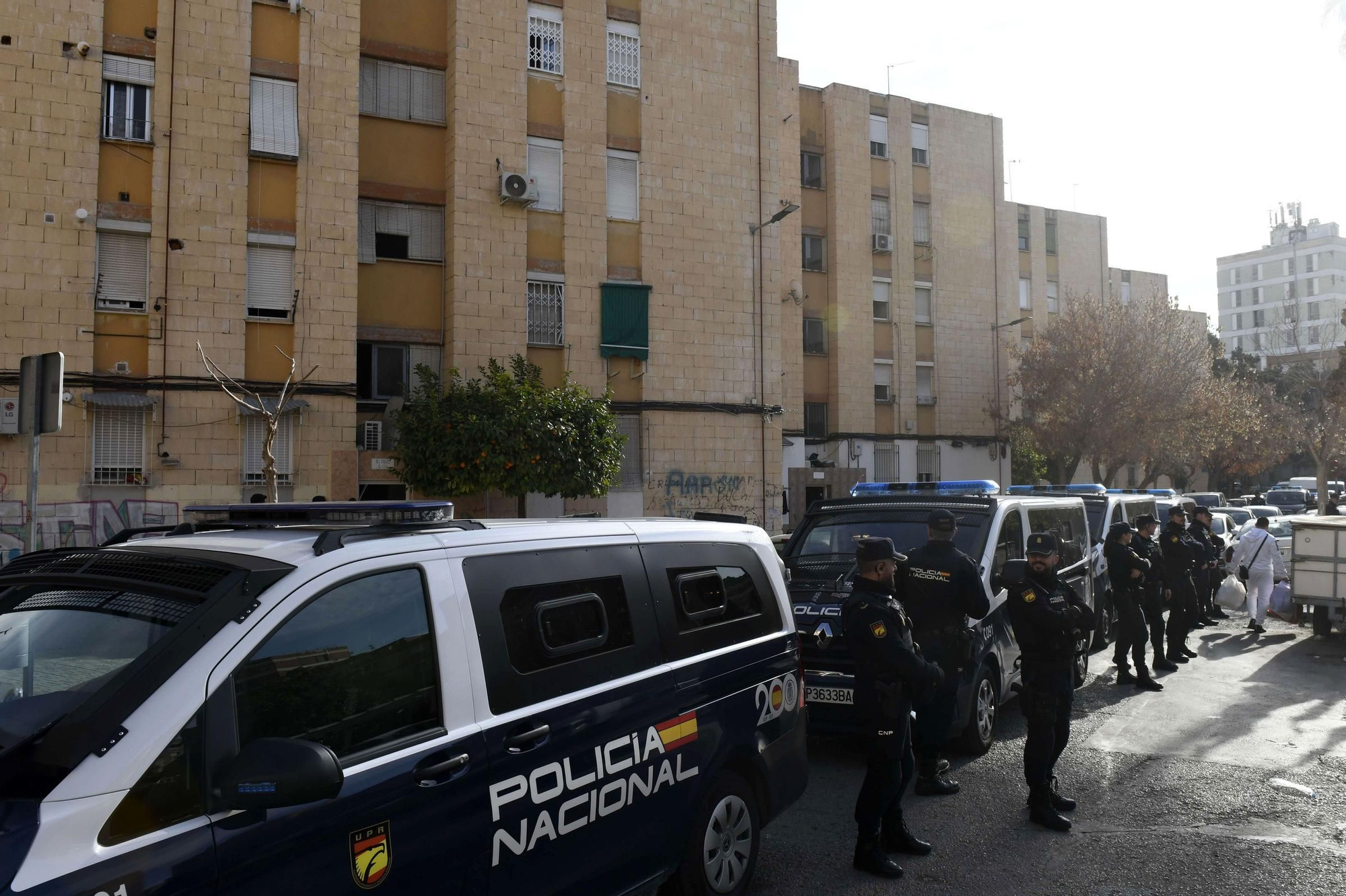 La redada contra el narcotráfico en el Polígono de La Paz, en imágenes