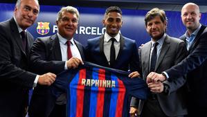 Oficial: el Barça activa la segona palanca per apuntalar la defensa