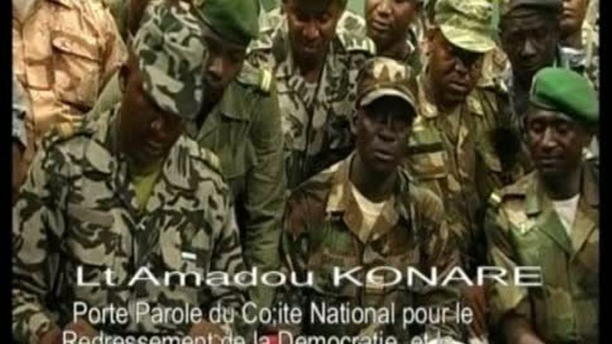 Los militares rebeldes de Mali dan la cara