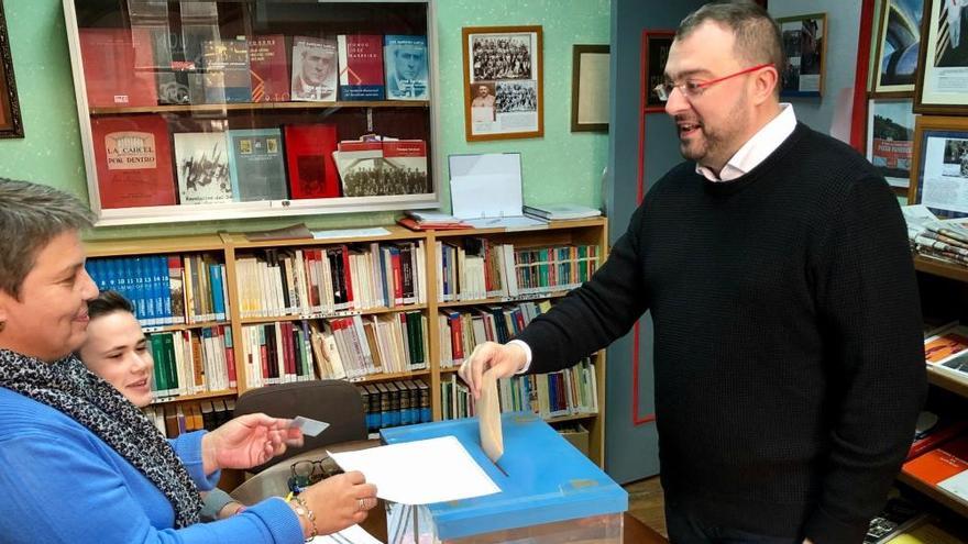 La militancia del PSOE avala el acuerdo con Unidas Podemos con un apoyo del 92%