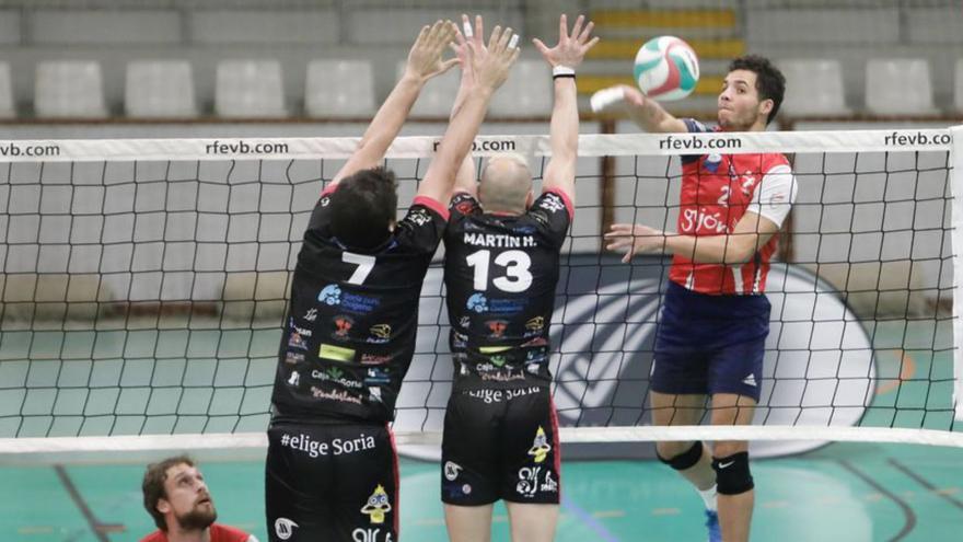 El Gijón Voley se sobrepone a las bajas para ganar al Soria con apuros