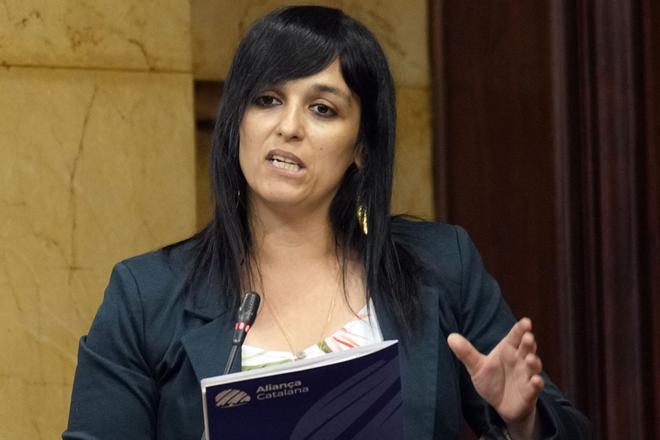 El Ayuntamiento de Ripoll contrata a una hija de la alcaldesa Sílvia Orriols como policía local