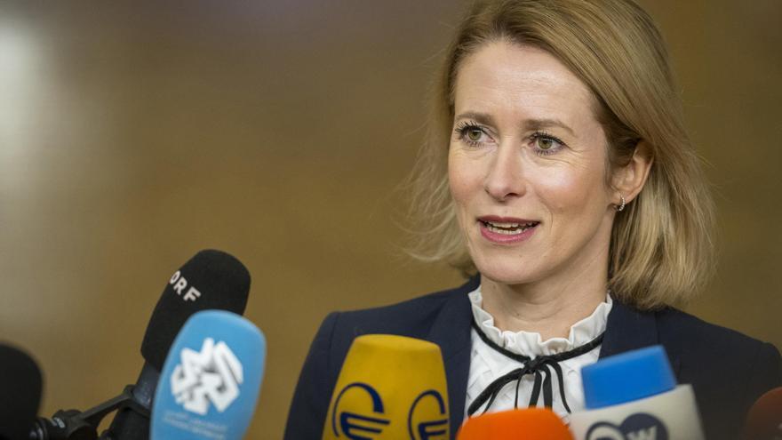 La UE acuerda rebajar progresivamente las sanciones a Siria