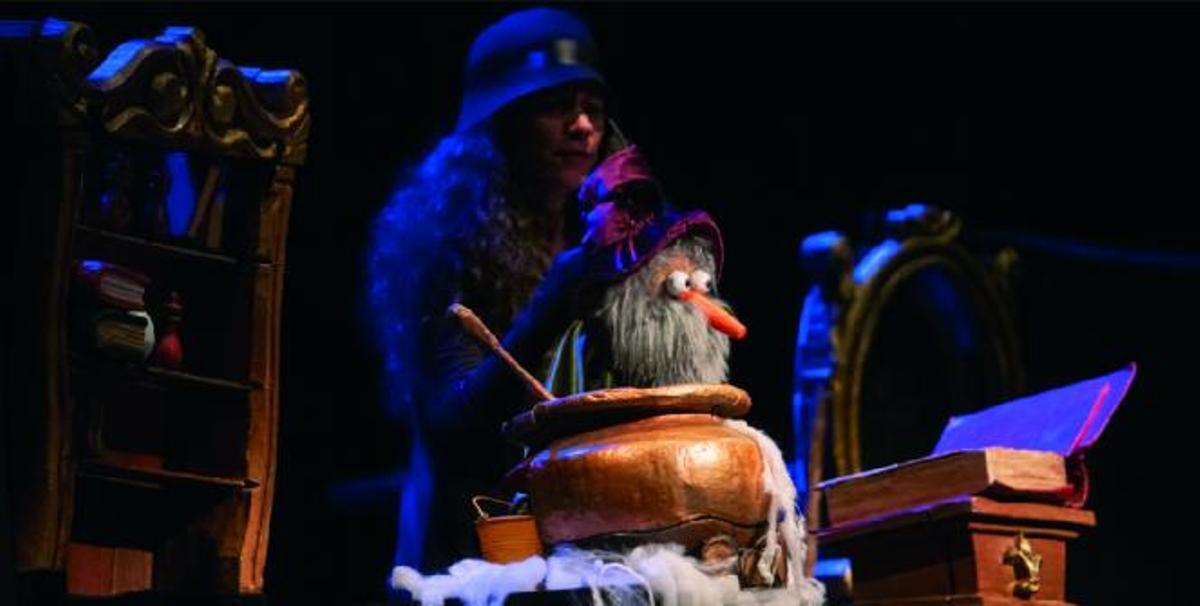 'El Horrible' de la compañía argentina 'Saltimbanquis'