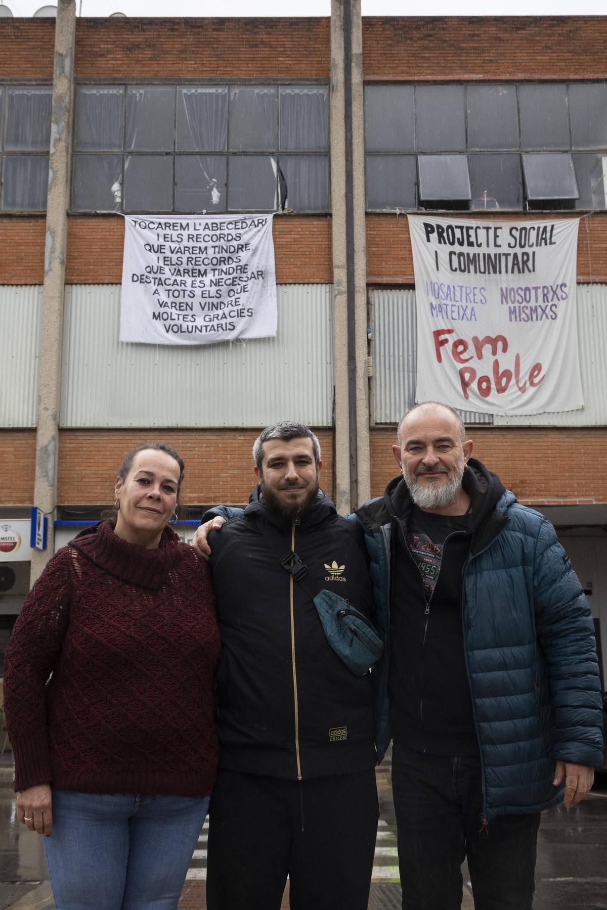 Rut, Salva y Juanmi, de los Comités Locales de la dana, en el Parque Alcosa