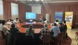 Junta y CEOE acercan a los alumnos de FP la oferta de empleo según su especialidad