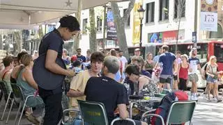 Catalunya prevé regularizar 200.000 migrantes en dos años con el nuevo reglamento de extranjería