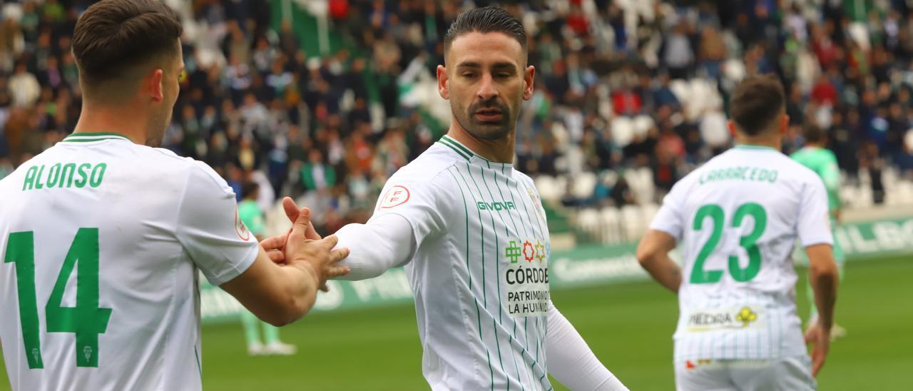 Kike Márquez, en el partido ante la Cultural Leonesa en El Arcángel.