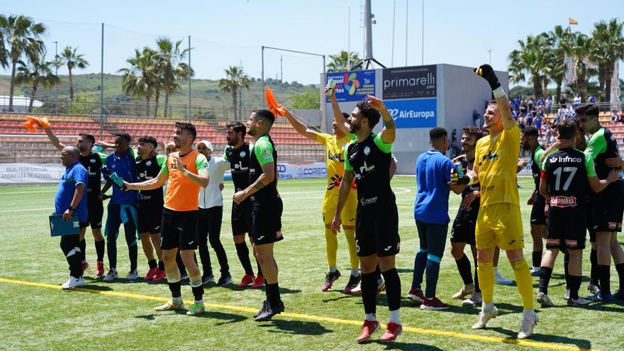 El Ciudad de Lucena supera con épica al Xerez CD en el &#039;play off&#039;