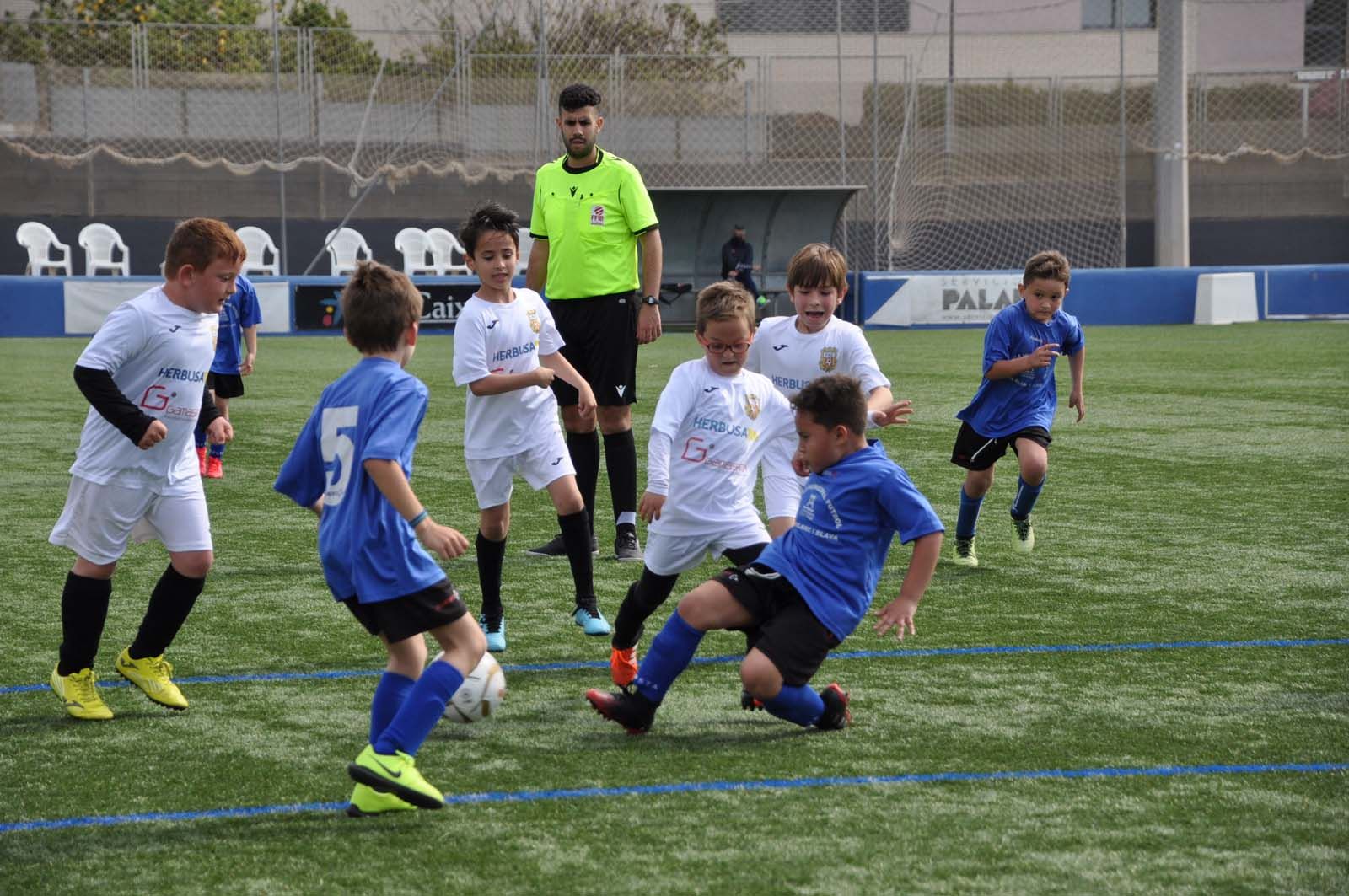 El fútbol base vuelve a sonreír