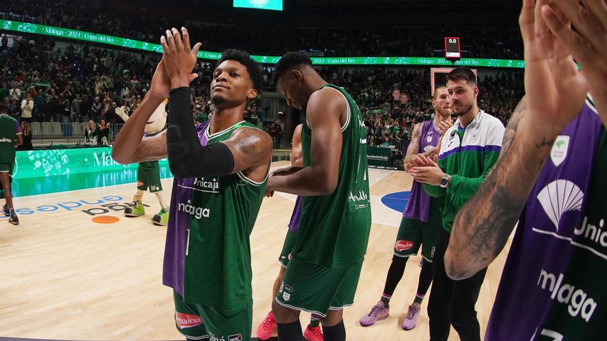 El Unicaja deja al Barça a tres victorias de distancia