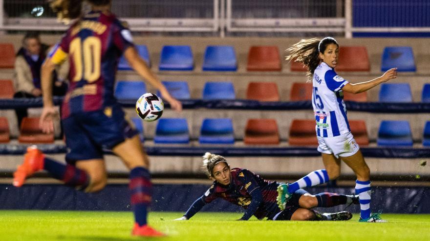 Andonova y Redondo firman otra victoria levantinista (3-0)