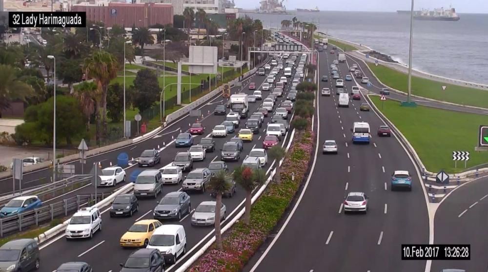 Retenciones de tráfico en la Avenida Marítima (10/02/17)