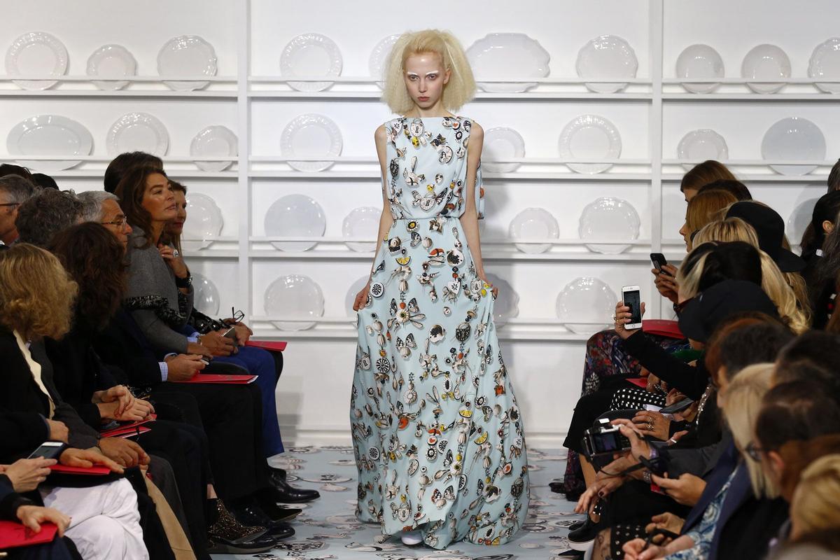 Schiaparelli Alta Costura Primavera-Verano 2016: vestido estampado sin mangas