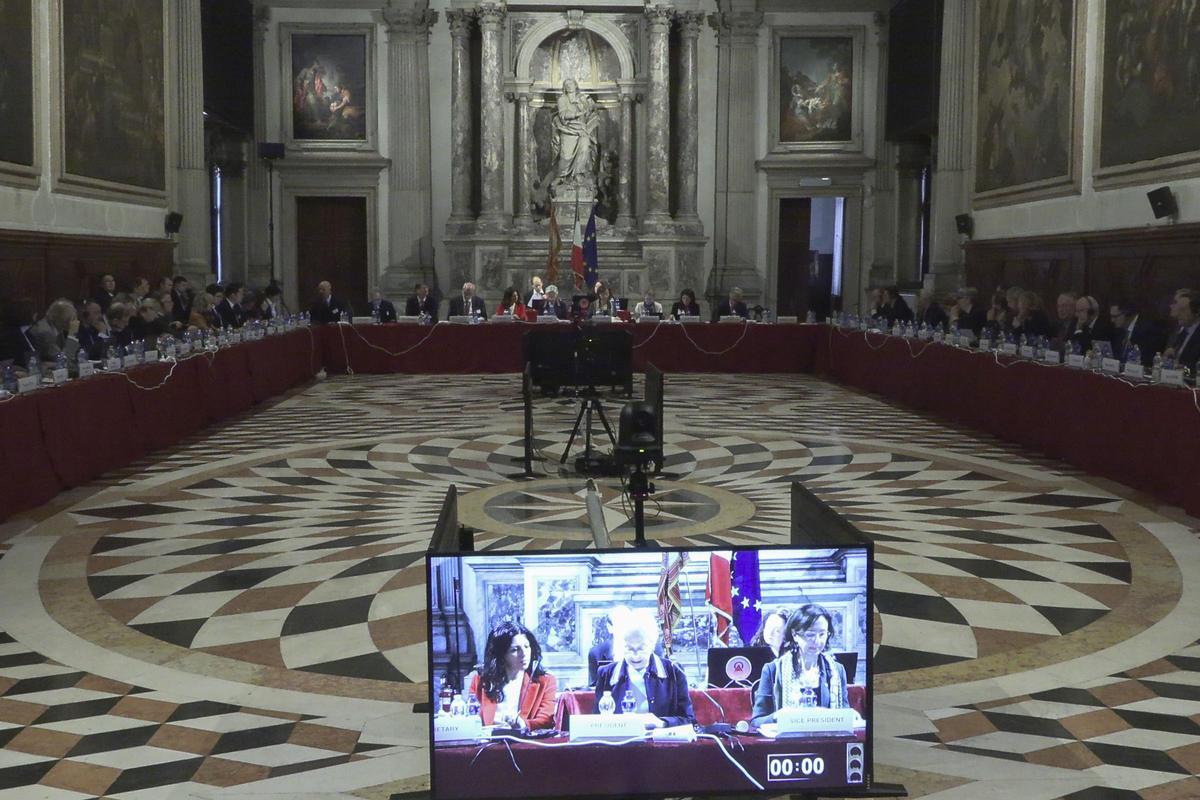 Una imagen general de la Comisión de Venecia.