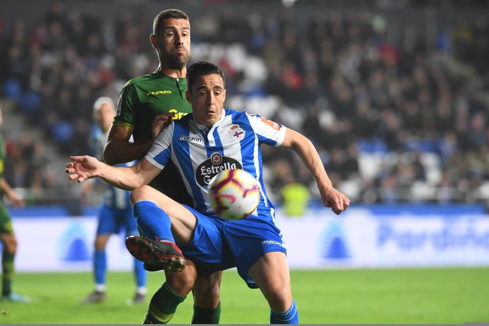 El Dépor cae ante Las Palmas en Riazor