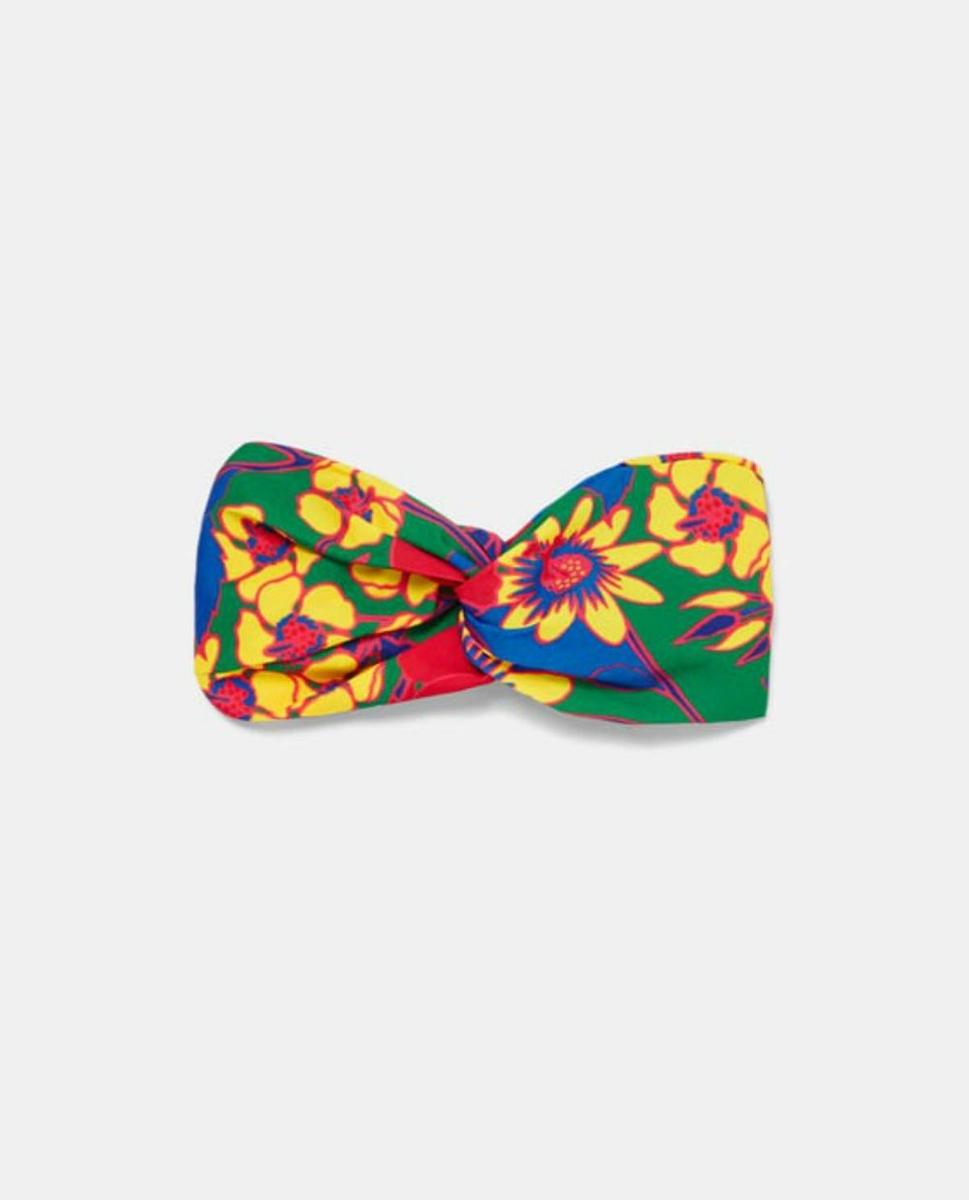 Diadema turbante con flores multicolor de Zara