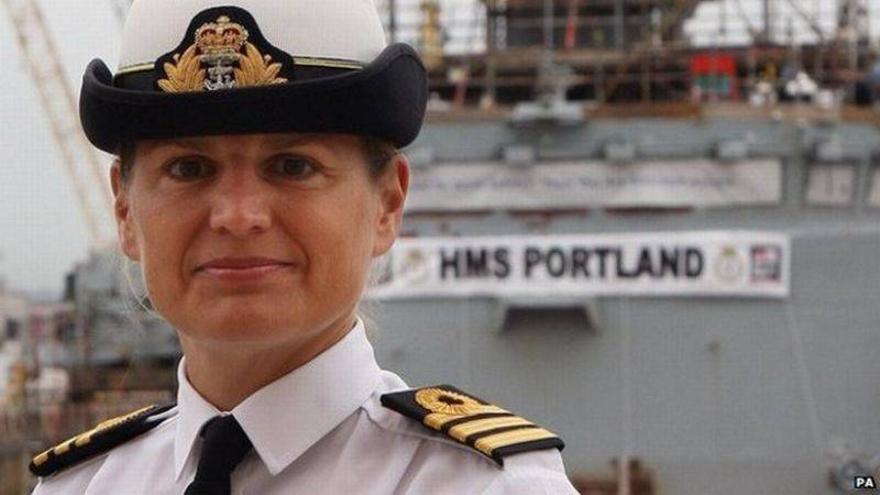 La Royal Navy destituye a su primera comandante de fragata por un lío amoroso