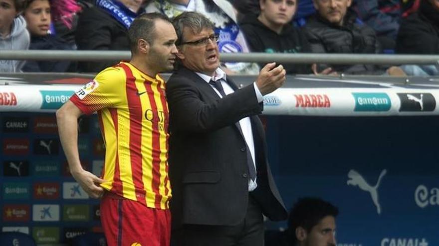 Tata Martino: &quot;La pregunta es qué va a pasar cuando Iniesta y Busquets no sean los compañeros de Messi&quot;