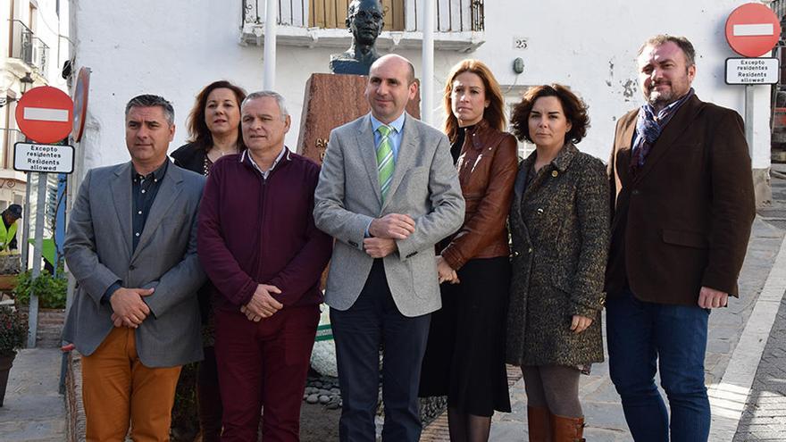 Conejo visitó la localidad natal de Blas Infante.