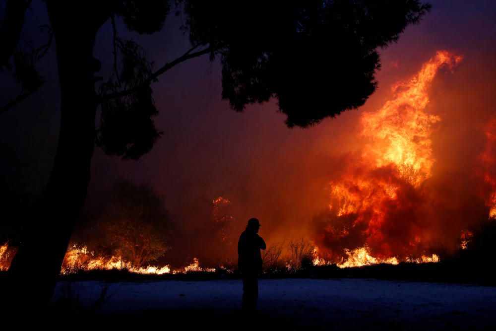 Greus incendis a Grècia