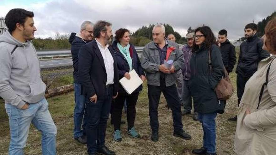 Carme da Silva estuvo ayer por la tarde en Dozón.