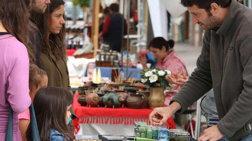 Mercadillo de la anterior edición de Realiméntate. // Bernabé/Gutier