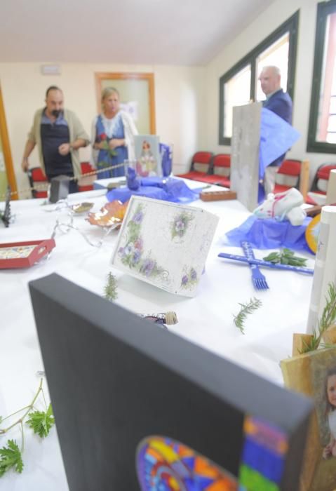 Inauguración de la exposición del aniversario de la Asociación Libre de Mujeres de La Corredoria