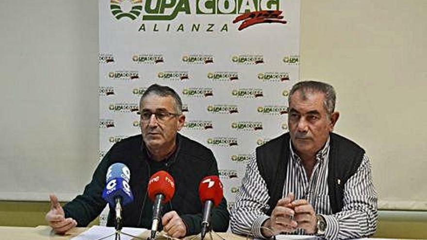 Lorenzo Rivera y Aurelio González durante la presentación del balance agrario.