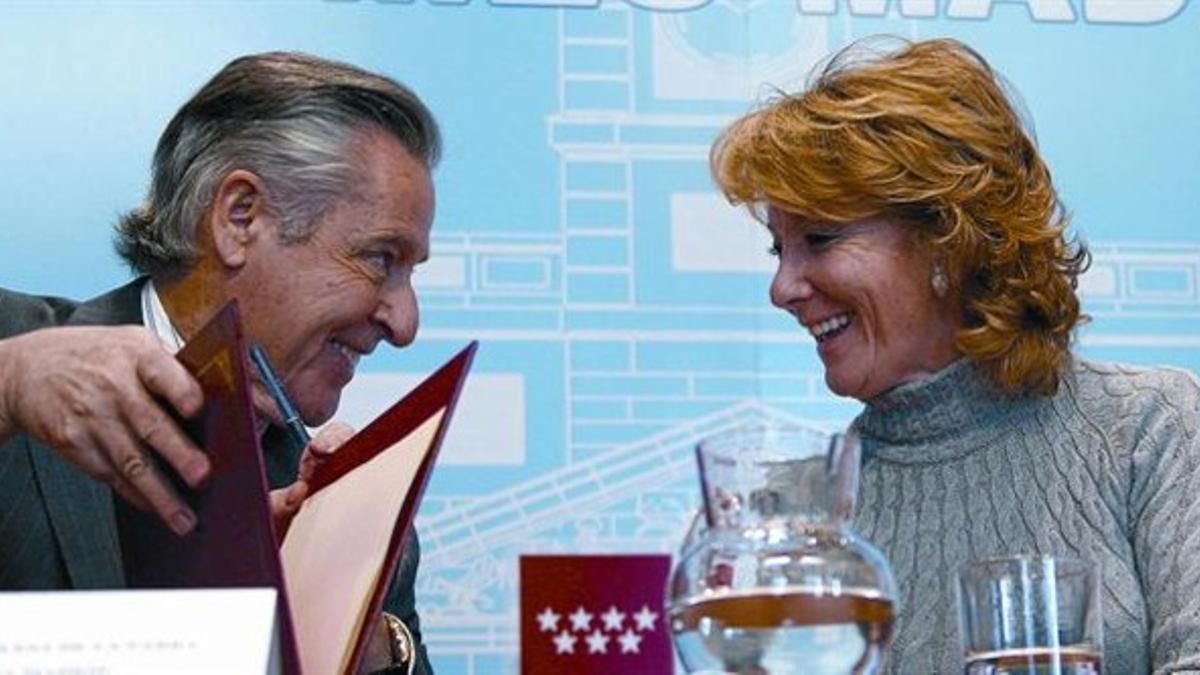 Miguel Blesa y la expresidenta de la Comunidad de Madrid, Esperanza Aguirre, en el 2008.