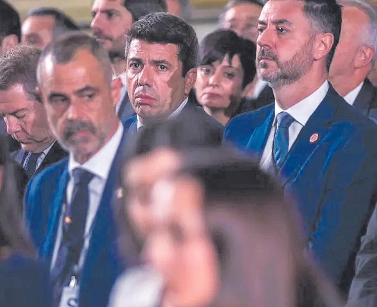 El president de la Generalitat, Carlos Mazón, durante el funeral de Estado por las víctimas de la dana. CRISIS POLITICA POR LA GESTION DE LA DANA DE OCTUBRE 2024 EN VALENCIA. 29-O. RIADA HISTORICA