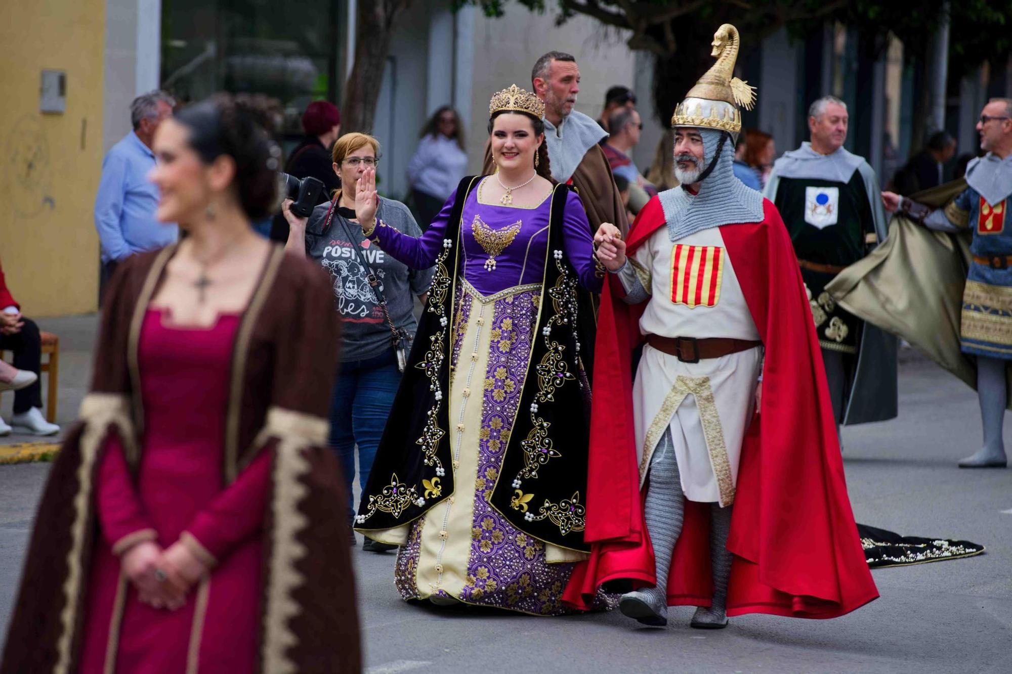 FOTOGALERÍA I El emblemático pregón anuncia el inicio de las fiestas de Almassora