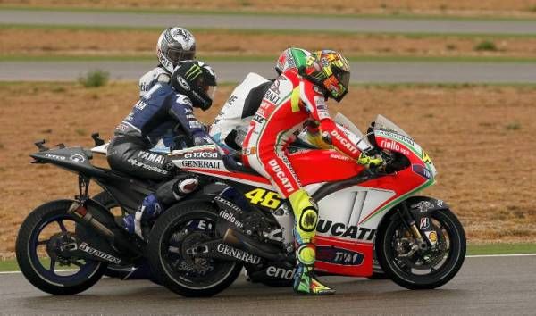 Fotogalería: Entrenamientos bajo la lluvia en Motorland