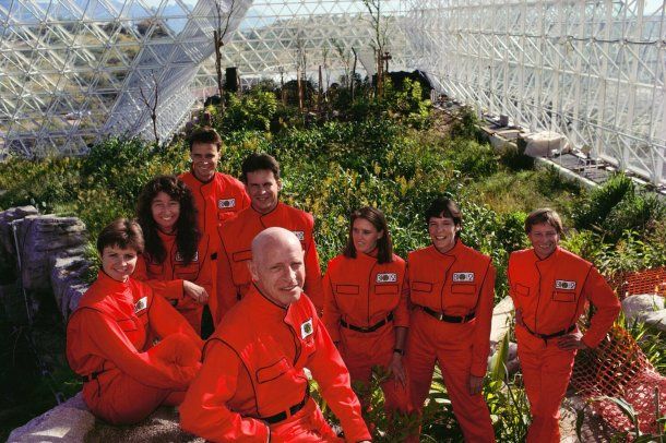 Los protagonistas del experimento 'Biosfera 2', que retrata el documental 'Spaceship Earth'