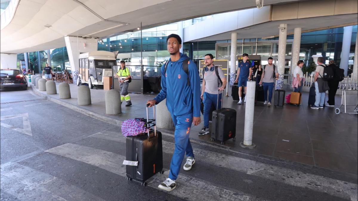 La llegada del Valencia Basket tras la Final Four