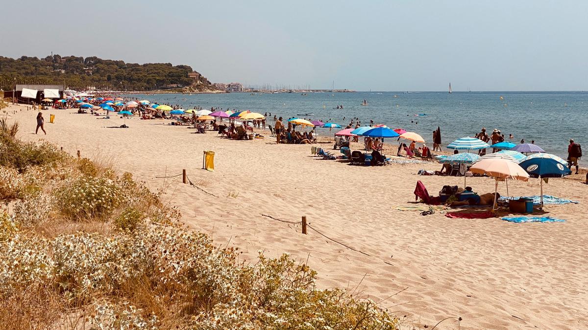 Playa de la Costa Daurada en agosto del 2021.