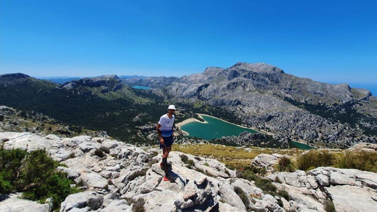 Tòfol Castanyer completa en 29 horas las 54 cimas de la Sierra de Tramuntana