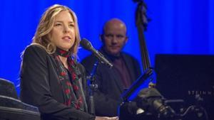 Diana Krall, durant el concert que va oferir a l’Auditori del Fòrum.