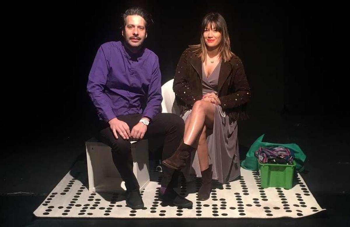 El director José Leis y la actriz Estíbaliz Veiga.