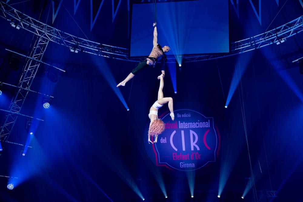 Espectacle Vermell - Festival de Circ de Girona 2020