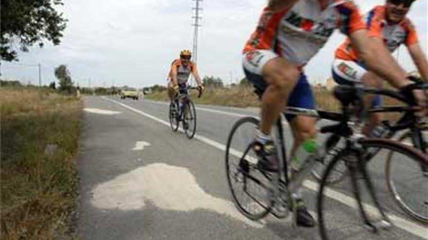 Dos ciclistas mueren arrollados en un día en vías de Tarragona