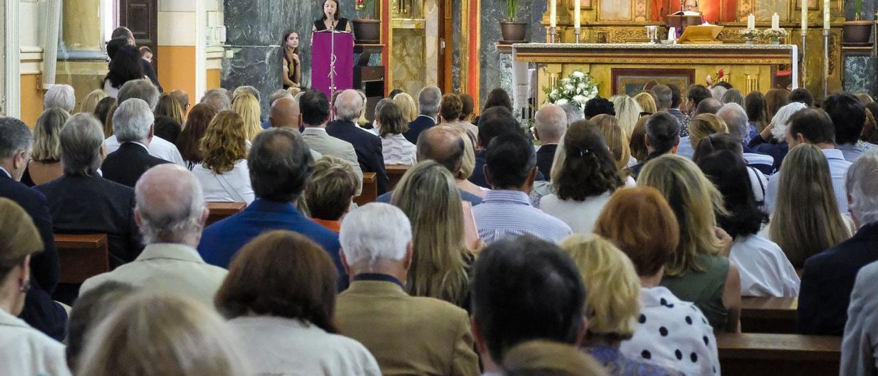 Funeral celebrado la pasada semana en la parroquia Santa Catalina de Las Palmas de Gran Canaria. | | ANDRÉS CRUZ