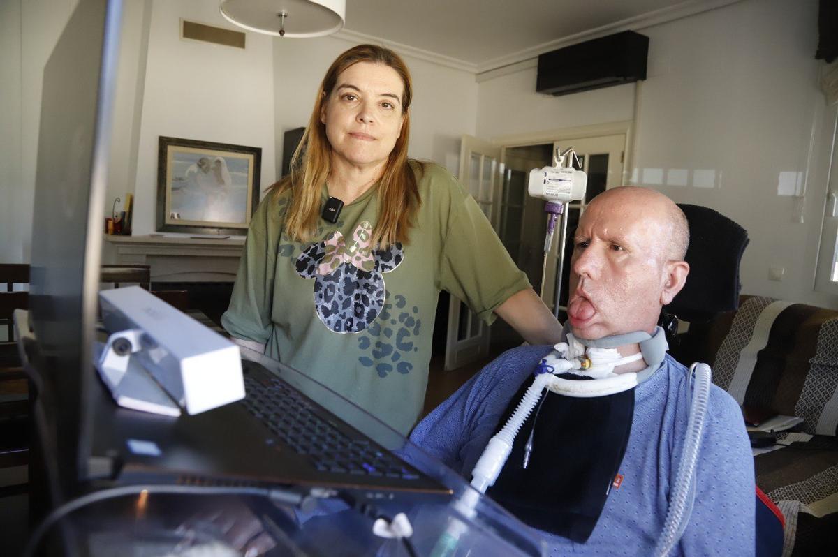 Apagón en Córdoba: Isabel Roig (mujer de un gran dependiente): "Son los últimos en contar en una emergencia".
