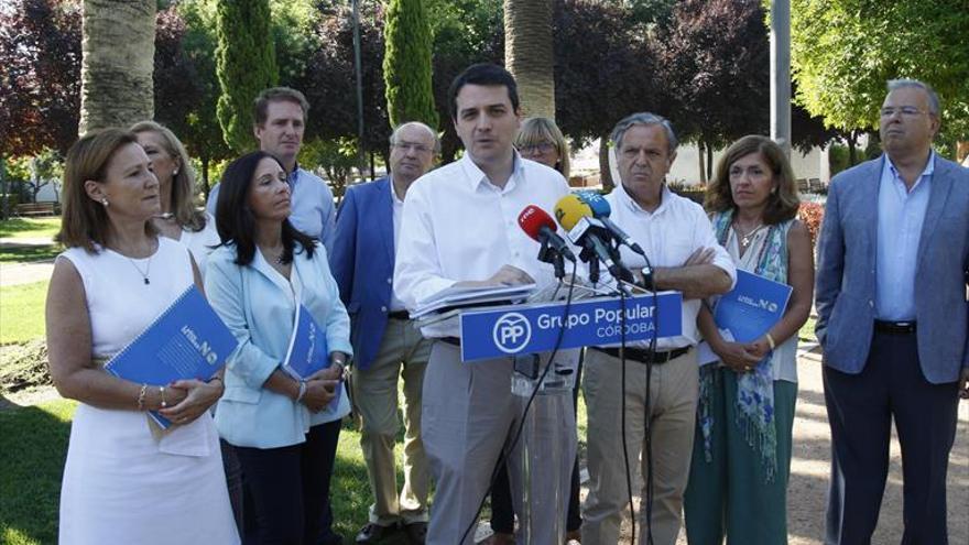 El PP critica «los dos años en blanco» del gobierno «más débil» de la democracia