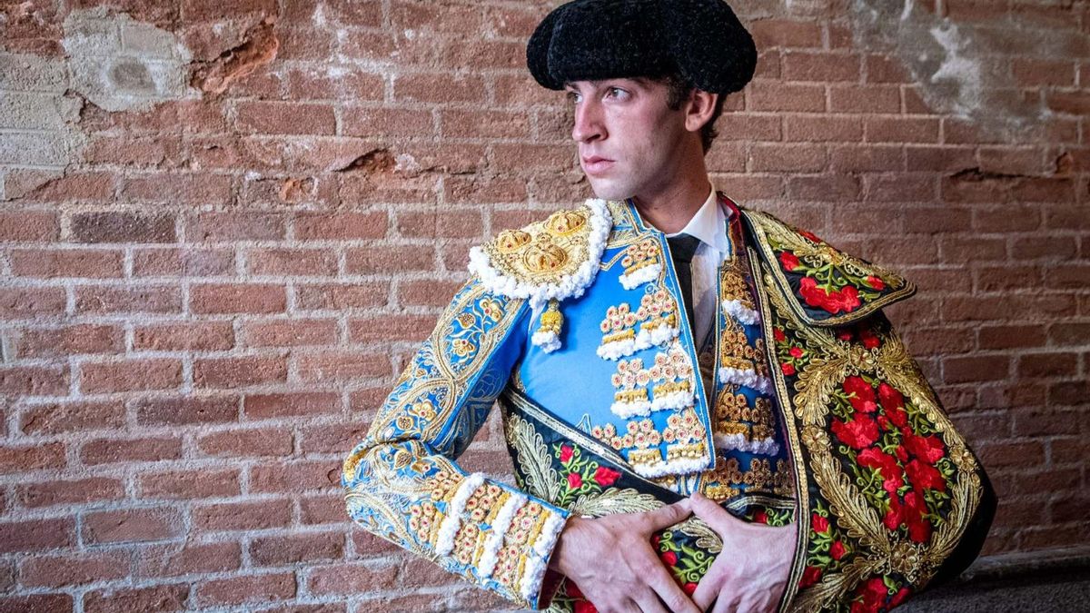 La verdad a secas de Víctor Hernández: ¡ábranle las puertas de las ferias!