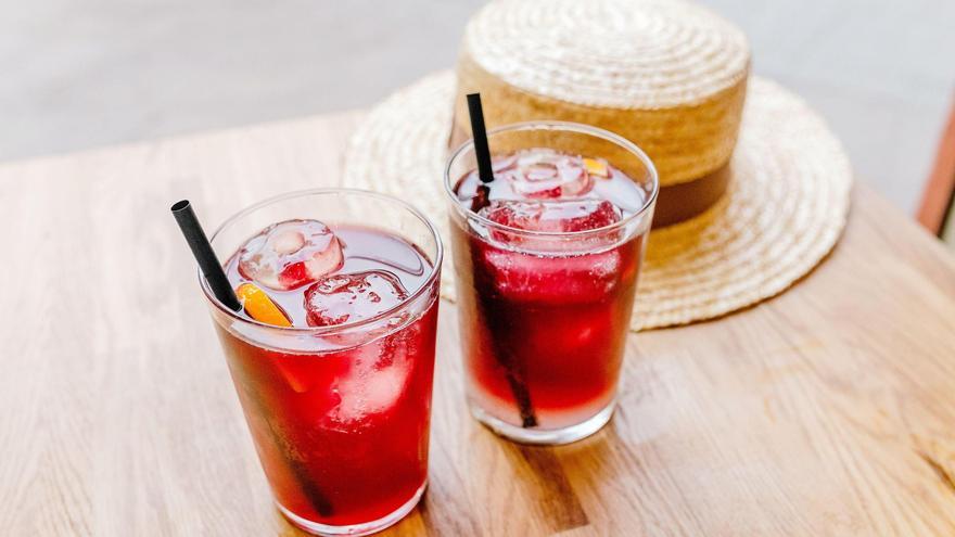 Alerta nacional: Hallan cristales dentro de las botellas de tinto de verano de una conocida marca