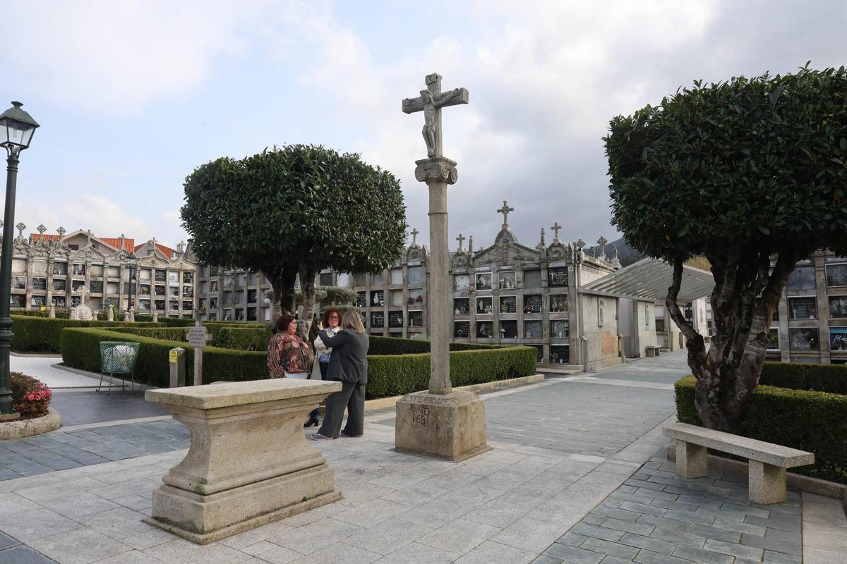 «Cruceiro», el único de la parroquia de Matamá, que data de 1691.